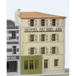 IMMEUBLE DE VILLE POUR FOND DE DECOR "HOTEL DU BEL AIR"